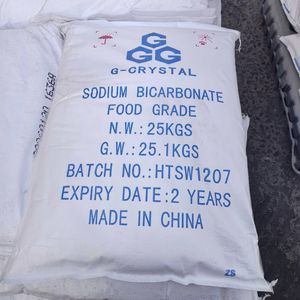 โซเดียมไบคาร์บอเนตเกรดอาหาร (NaHCO3) ผงเบกกิ้งโซดา ความบริสุทธิ์ 99% ผงสีขาว <span class=keywords><strong>ใช้</strong></span>เป็นวัตถุเจือปนอาหาร - Product Image 1
