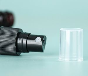 Regadera pequeña <span class=keywords><strong>de</strong></span> 30ML y 50ml, botella <span class=keywords><strong>de</strong></span> plástico para mascotas, botellas <span class=keywords><strong>de</strong></span> agua con Perfume <span class=keywords><strong>de</strong></span> Alcohol, regadera <span class=keywords><strong>de</strong></span> plástico - Product Image 4