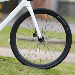 Vélo de gravier 700C entièrement en carbone RS 12 vitesses, freins à disque hydrauliques intégraux, vélo tout-terrain en carbone - Product Image 3