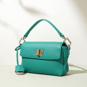 सभी मौसमों के लिए मिनी काले वास्तविक काउटबॉडी मैसेंजर हैंडबैग सभी मौसमों के लिए विंटेज शैली - Product Image 3