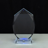 Trophée en cristal vierge personnalisé en forme de diamant avec base lumineuse multicolore – Offre spéciale