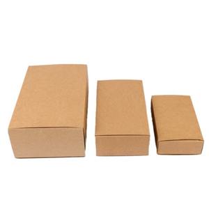 Petite boîte d'emballage de bonbons en papier kraft transparent pour enfants de Noël avec gaufrage et laminage mat pour les invités de mariage et les fêtes - Product Image 4