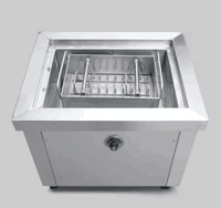 Machine à glaces sur bâtonnets / Machine à glaces automatique à grande production / Machine à glaces en forme de bâtonnets