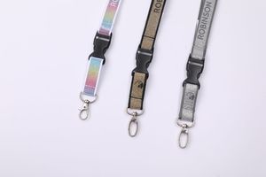 Lanières personnalisées en polyester par sublimation à faible commande minimale, imprimées sur mesure avec outil <span class=keywords><strong>de</strong></span> fixation pour le cou et logo, prix compétitif - Product Image 4