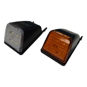 Pièces d'éclairage de camion de haute qualité, feux de gabarit de toit et éclairage de pare-soleil pour cabine de camion Volvo 1623726 1623727 20398824 20425484 - Product Image 1