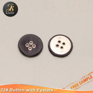 Nút Tròn Kết Hợp Với Logo Nắp Vải Phẳng Phía Sau Có Khoen Cho Trang Phục - Product Image 5