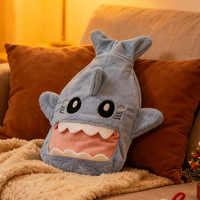 Bouillotte d'eau chaude en peluche douce bleue en forme de petit requin, coussin de bureau pour le sommeil