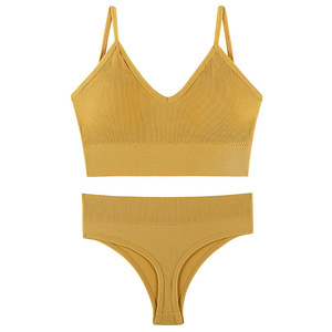Set personalizzato di reggiseno e mutandine 2 Pack per donna, Set Lingerie senza fili in maglia a coste-reggiseno senza cuciture, costine e nozioni di base - Product Image 3