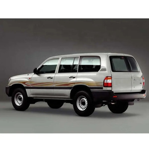 Luces traseras aplicables a los modelos Toyota Land Cruiser LC100FJ100 de 1997-2007, modelos 4500 y 4700. - Product Image 3