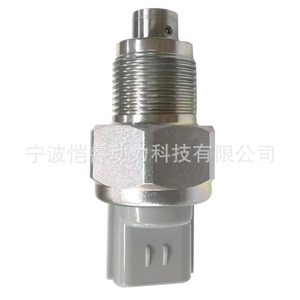เซ็นเซอร์วัดแรงดันน้ำมันเชื้อเพลิง 499000-4441 เกจวัดแบบ Piezoresistive แบบเกลียวสำหรับรถขุดโคมัตสึ - Product Image 2