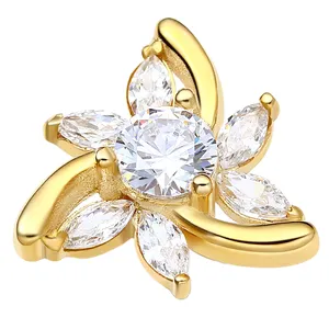 Piercing Stories 14K Oro sólido Triángulo Flor Push In End Body Piercing Jewelry Threadless Top Pendientes