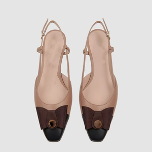 Sandales à talons bas pour femmes avec bride arrière, décorations métalliques, bout carré et style slingback - Product Image 6