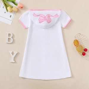 Telo da bagno in cotone per bambini con fiocco ricamato con cappuccio estivo - Product Image 2