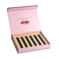 Boîte-cadeau cosmétique à fermeture magnétique de luxe doublure en éponge stratification mate emballage de logo personnalisé pour brillant à lèvres liquide rouge à lèvres