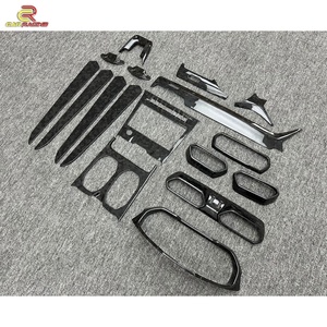 Kit de Accesorios Interiores de Fibra de Carbono Forjada en Seco de Alta Calidad (17 Piezas) para Lambo URUS 2018-2019 - Product Image 6