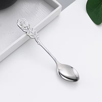 Creatieve roestvrijstalen roosvormige theelepels, koffielepels en dessertlepels set voor bruiloften en restaurants