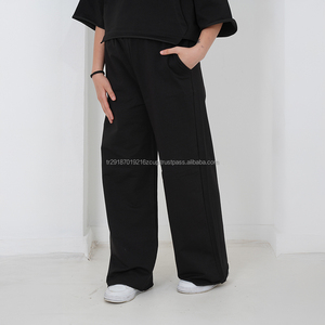 Vente en gros Ensemble de survêtement à capuche à manches courtes en tissu à deux fils pour filles de haute qualité Vente en gros de Turquie pour enfants - Product Image 2