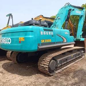 Excavatrice sur chenilles d'occasion KOBELCO SK350D 35 tonnes, efficace, avec moteur Kawasaki pour pompe et moteur Cat, incluant boîte de vitesses, engrenages et roulements - Product Image 2