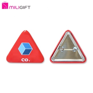 Badge triangle anime, épinglette de dessin animé, badge bouton manga, épinglette <span class=keywords><strong>otaku</strong></span>, conception personnalisée, excellente qualité, pour le marché japonais - Product Image 2