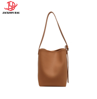 Tas Clutch Kulit Asli JSB Motif Buaya dengan Fitur Tahan Air Desain Unisex Model Terbaru