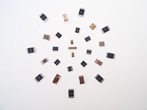 Top ic SMD 39K 50v Diode Zener ZMM5232B-7 1 Ohm 10 <span class=keywords><strong>Watt</strong></span> Résistance RC0805JR-0722RL puce tv - Product Image 2