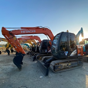 Presque neuf, livraison gratuite, mini-excavatrice hydraulique sur chenilles HITACHI ZX70 d'occasion de 7 tonnes pour usage agricole et domestique - Product Image 1