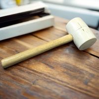 Marteau en caoutchouc pour outils de toiture et de carrelage, nivellement de carreaux de sol DIY avec manche en bois