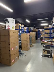 Delmc אחדות xt 880 4*1.8tb 2 x4 יציאת 32gb fc היברידי אחסון - Product Image 5