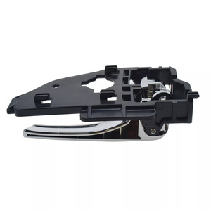 Manija de puerta interior de aleación de cromo para Hyundai Tucson Ix35 10-15 con volante a la izquierda 826102S010 - Product Image 4
