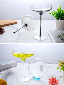 <span class=keywords><strong>Verres</strong></span> <span class=keywords><strong>à</strong></span> Martini de Luxe <span class=keywords><strong>pour</strong></span> Boissons Mixtes, 310 ml, Transparent, Vente en Gros - Product Image 4