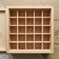 Boîte de rangement et d'aromathérapie en bois de pin naturel pour huiles essentielles |   Peut contenir 25 flacons (5ml-30ml) |   Grilles amovibles |   Étui de transport