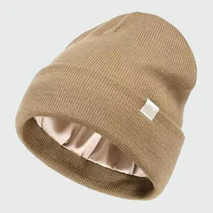 Gorro de punto de algodón con logotipo personalizado, forro de satén, interior de seda con logotipo personalizado