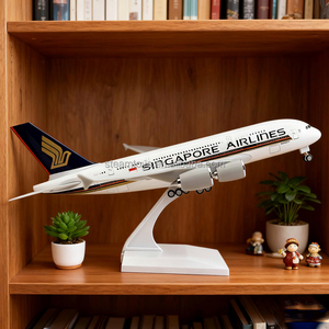 Modèle d'avion en plastique 1:250 Modèle de compagnie aérienne A380 de Singapour de 30cm de bonne qualité pour la décoration intérieure et les modèles de collection d'<span class=keywords><strong>aviation</strong></span> - Product Image 2