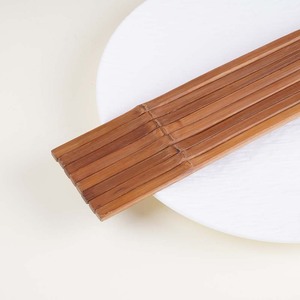 Baguettes japonaises jetables pour <span class=keywords><strong>sushi</strong></span>, baguettes en bambou carbonisé <span class=keywords><strong>à</strong></span> point unique, adaptées aux familles - Product Image 3