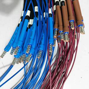 Bilgisayar ve Otomotiv Uygulamaları için PTFE/Naylon İzolasyonlu Özelleştirilmiş Topraklama Terminali Akü Kablosu - Product Image 4