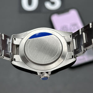 Reloj de buceo automático de lujo, caja de acero inoxidable de 41 mm, bisel con esfera negra, cristal de zafiro - Product Image 5