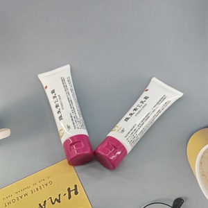 Tube souple rond en PE blanc personnalisé de 50g avec bouchon à clapet orienté D30mm pour emballage de crème ou d'onguent à la vitamine E - Product Image 1