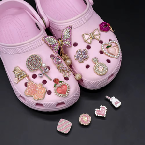 Breloques de chaussures tendance de créateur personnalisées, en PVC, de luxe, animales, unisexes, pour sabots, breloques de chaussures de princesse, vente en gros - Product Image 2