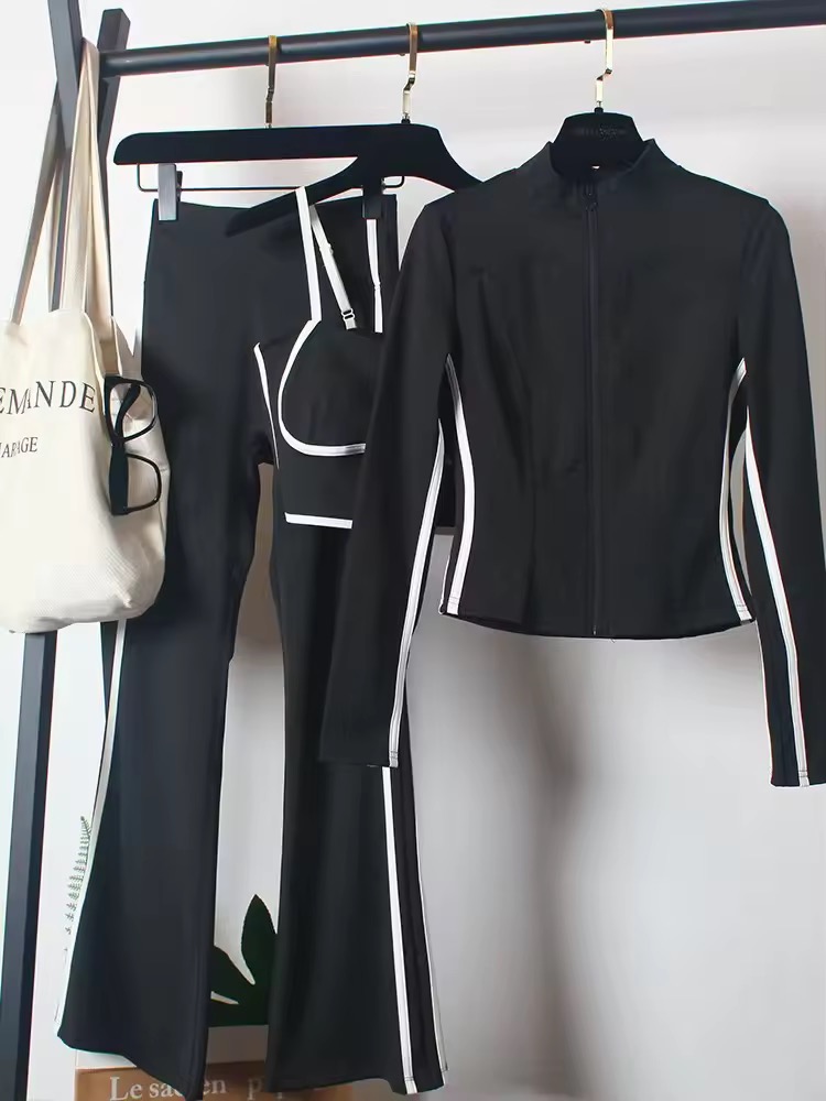 Yoga Wear Sportswear Set for Women in Spring Style, High-waisted Flared Pants, Tight-fitting Zipper Three-piece Set