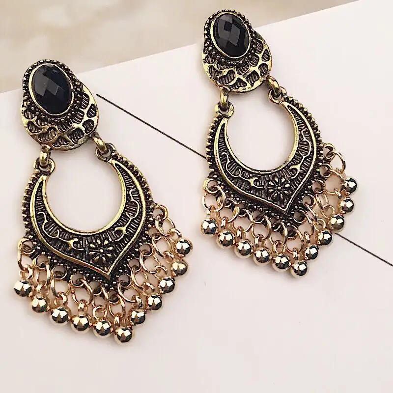 Euro-American Baitao Retro Earhook Ethnic Wind彫りBeads房Earrings Sexy Water Drops Black Gem Earrings FOR WOMEN