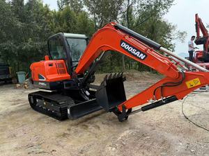 DOOSAN DX60 DH60 DH80 pelles excavatrices de petite taille 6 tonnes 5.5 tonnes 7 tonnes pelles d'occasion pelles sur chenilles à vendre - Product Image 3