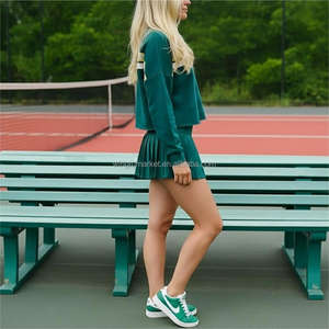 Ensemble de pickleball pour femmes en gros : Sweat-shirt vert à manches longues et jupe plissée – Tenue de sport 2 pièces pour le tennis - Product Image 2