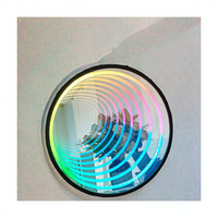 Miroir infini de qualité professionnelle, style moderne, enseigne au néon sur le mur du miroir magique du bar