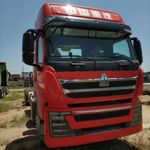 Cabezal de camión Howo de <span class=keywords><strong>segunda</strong></span> <span class=keywords><strong>mano</strong></span> SinoTruck usado 375/ 371/420hp 420 camión tractor de potencia para la venta de <span class=keywords><strong>caballos</strong></span> - Product Image 5