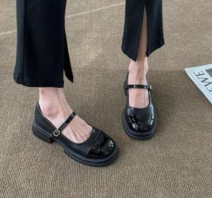 Scarpe estive da <span class=keywords><strong>donna</strong></span> di grandi dimensioni con suola spessa una <span class=keywords><strong>linea</strong></span> con tacco piatto scarpe Mary Jane piccole scarpe in pelle <span class=keywords><strong>donna</strong></span> - Product Image 5