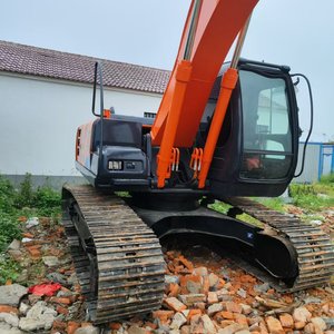 Excavadora Hitachi ZX210 de segunda mano, excavadora Hitachi de segunda mano, excavadora de tamaño mediano, construcción sobre orugas - Product Image 2