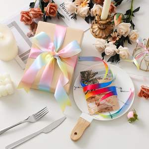 Cinta de Satén de Doble Cara de Lujo Suave de Fábrica de 4 cm, Cinta de Satén de Seda con Color Degradado en Ambos Lados - Product Image 6