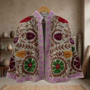 Veste en velours gris brodée Suzani ethnique pour femme, style vintage, motif floral médaillon, style cachemire, ouverte sur le devant, doublée, pour l'hiver, vente en gros - Product Image 2