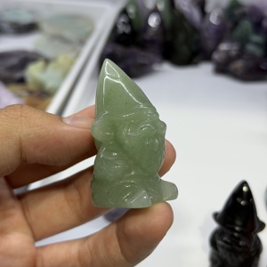 Sculptures de Gnomes en Pierres Précieuses Naturelles en Gros : Améthyste Brute, Aventurine Verte Rêveuse, Obsidienne Noire – Gravures de Nains en Cristal en Vrac - Product Image 3