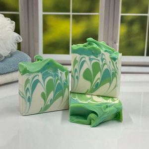 สบู่ก้อนแบล็คเบอร์รี่ออร์แกนิคออร์แกนิกทำมือกระบวนการเย็นช่วยให้ผิวกระจ่างใสรูปแบบของแข็งมีกลิ่นหอมของว่านหางจระเข้ - Product Image 2